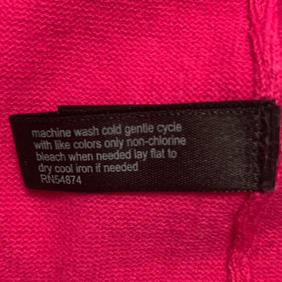 DONATED*** Cute Colorblock Top - Picture 8 of 8